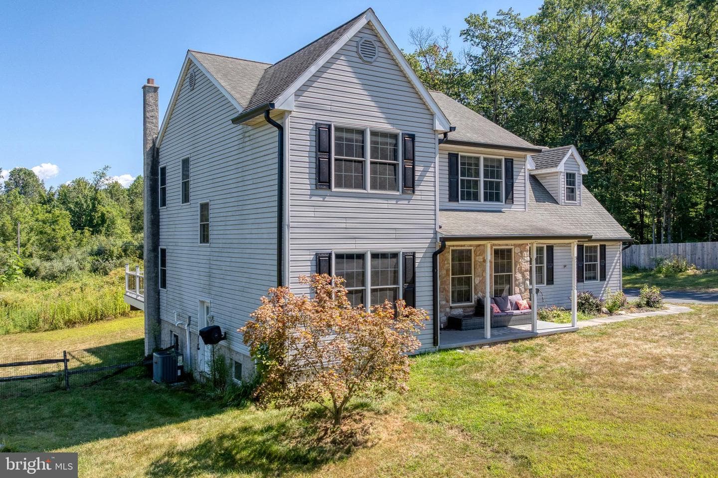 106 Toby Road photo 3