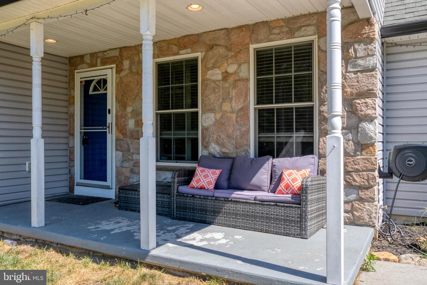 106 Toby Road photo 4