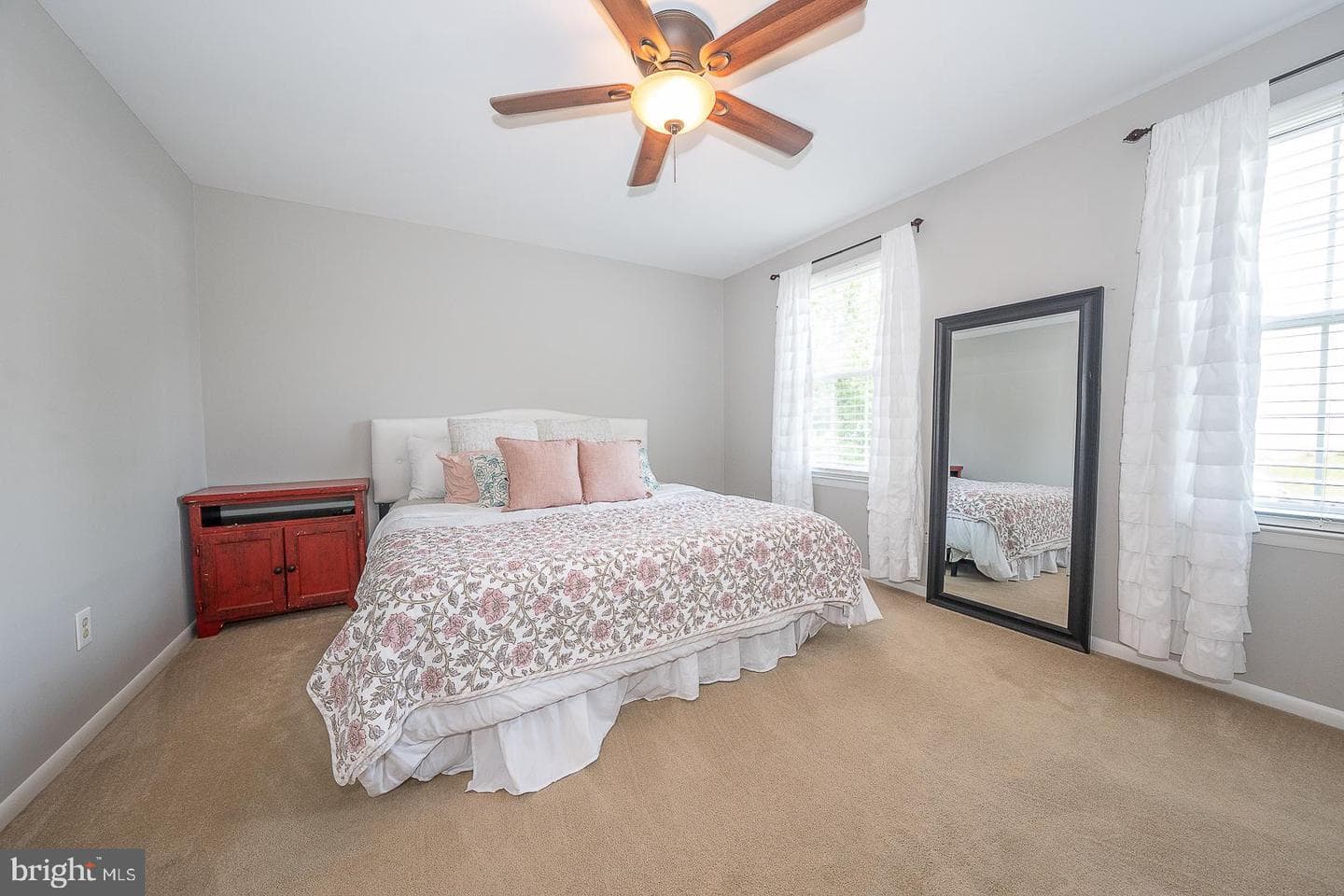 510 Lancaster Court photo 12
