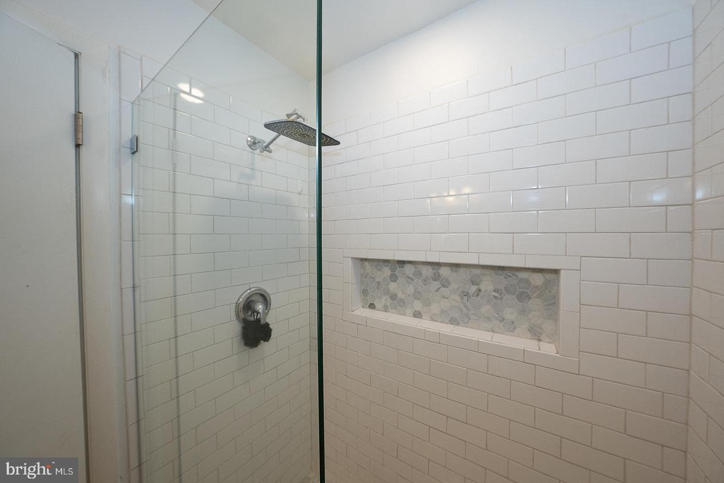510 Lancaster Court photo 14