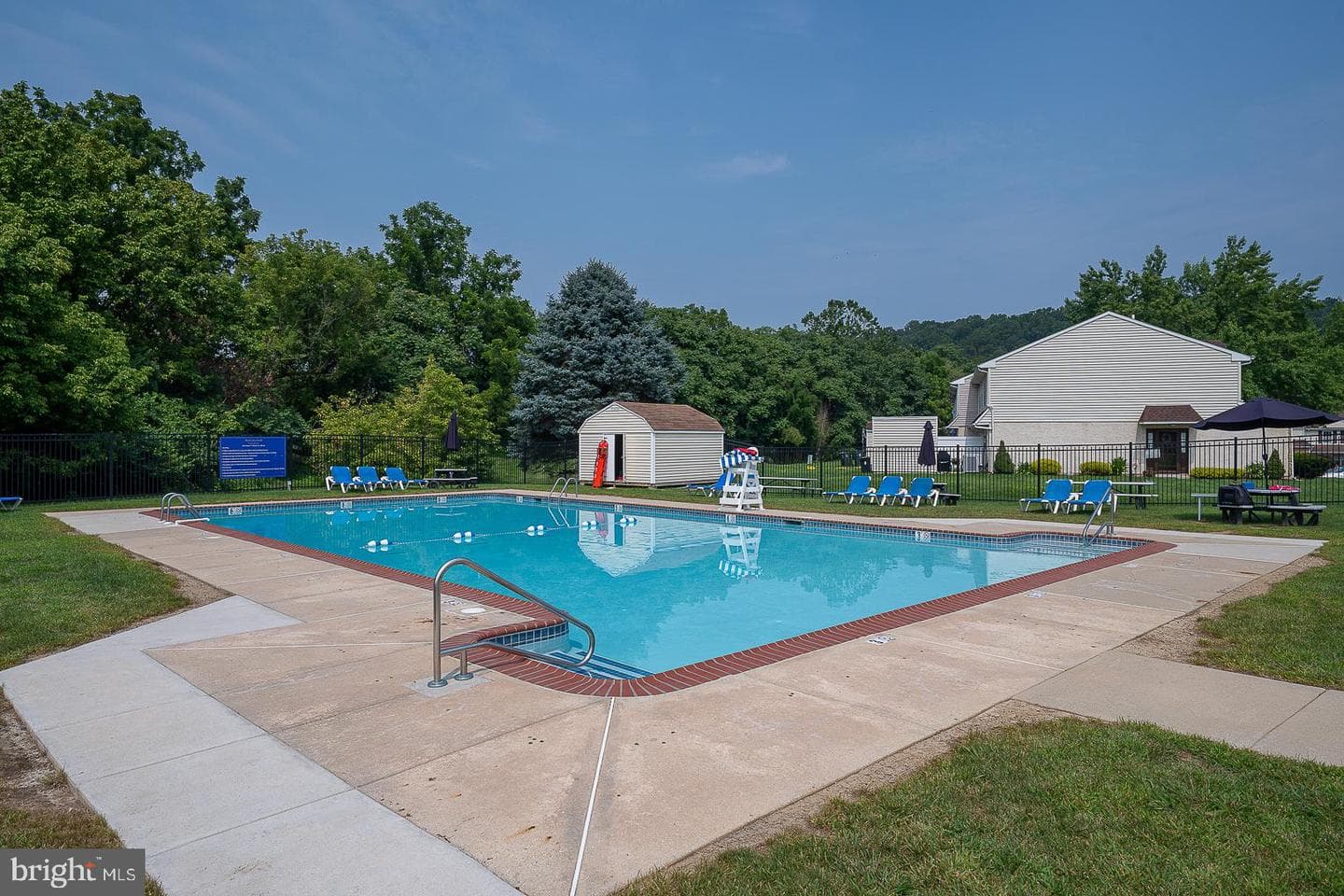510 Lancaster Court photo 26