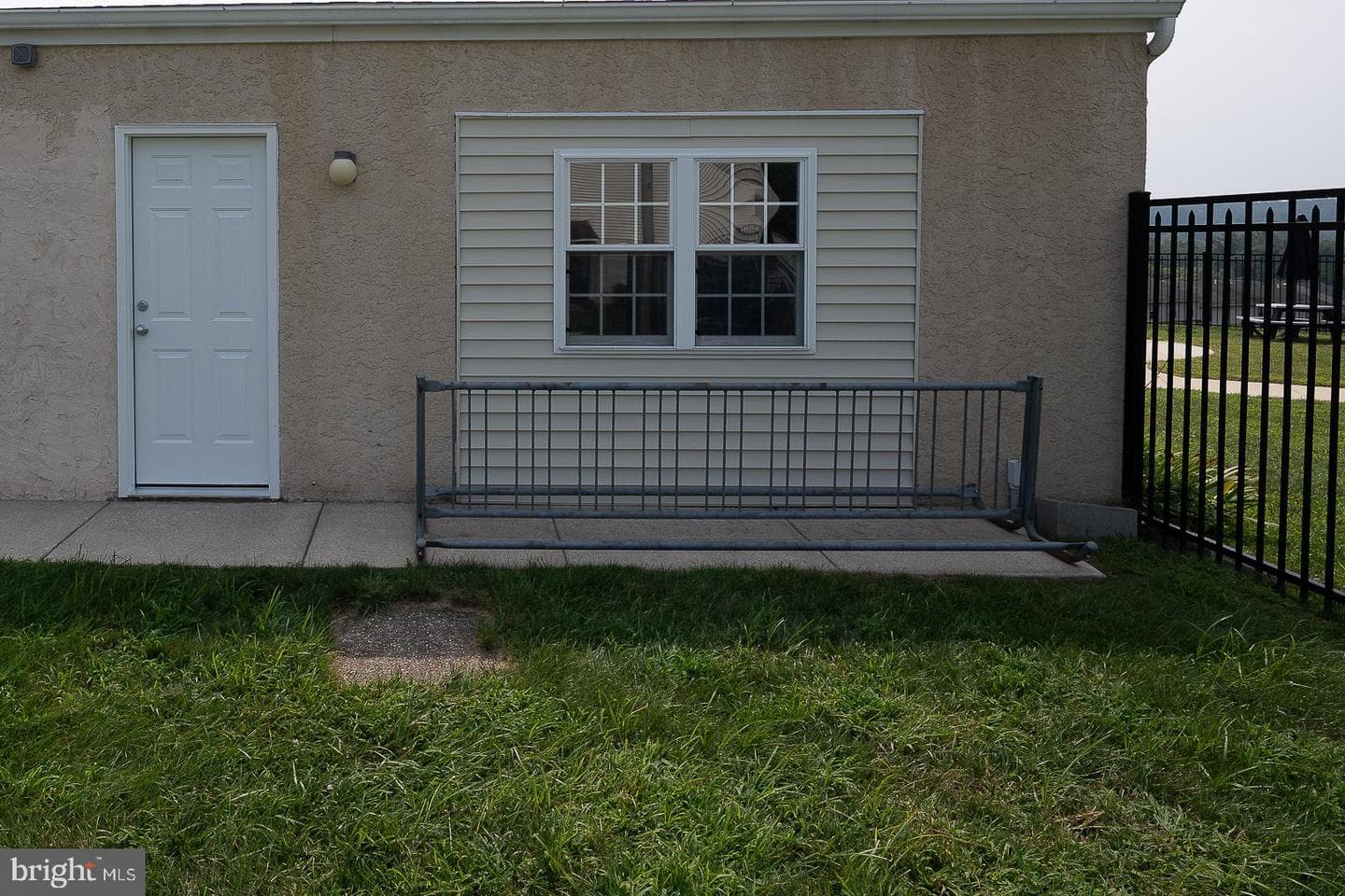 510 Lancaster Court photo 28