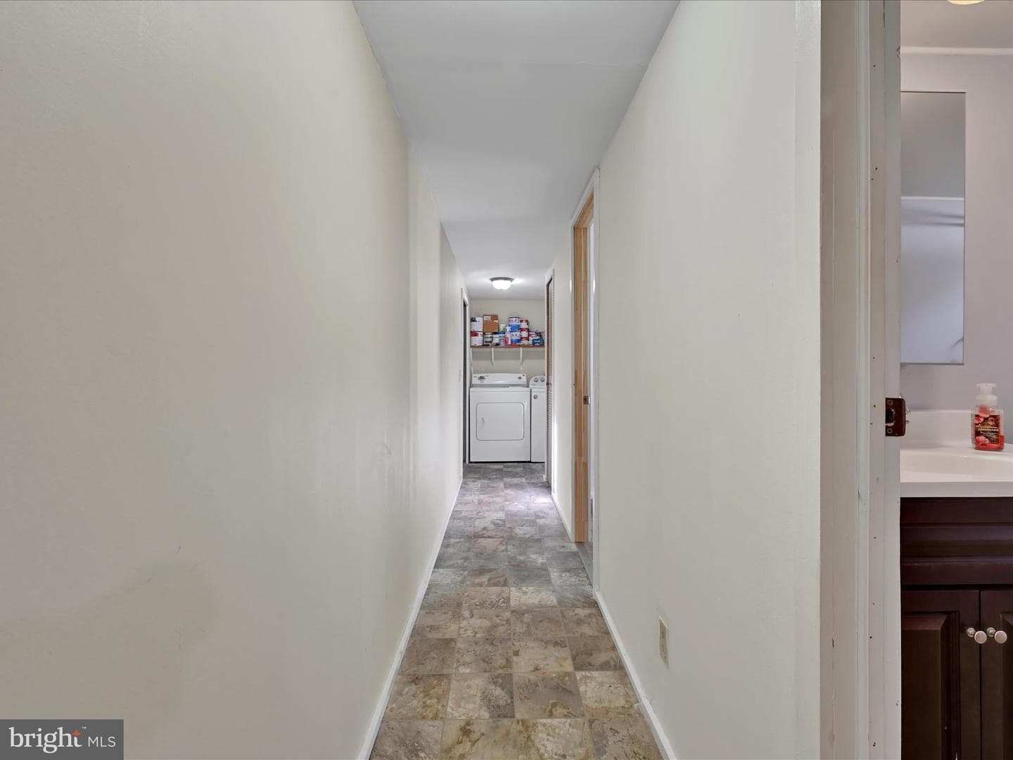 29 Melissa Lane photo 18