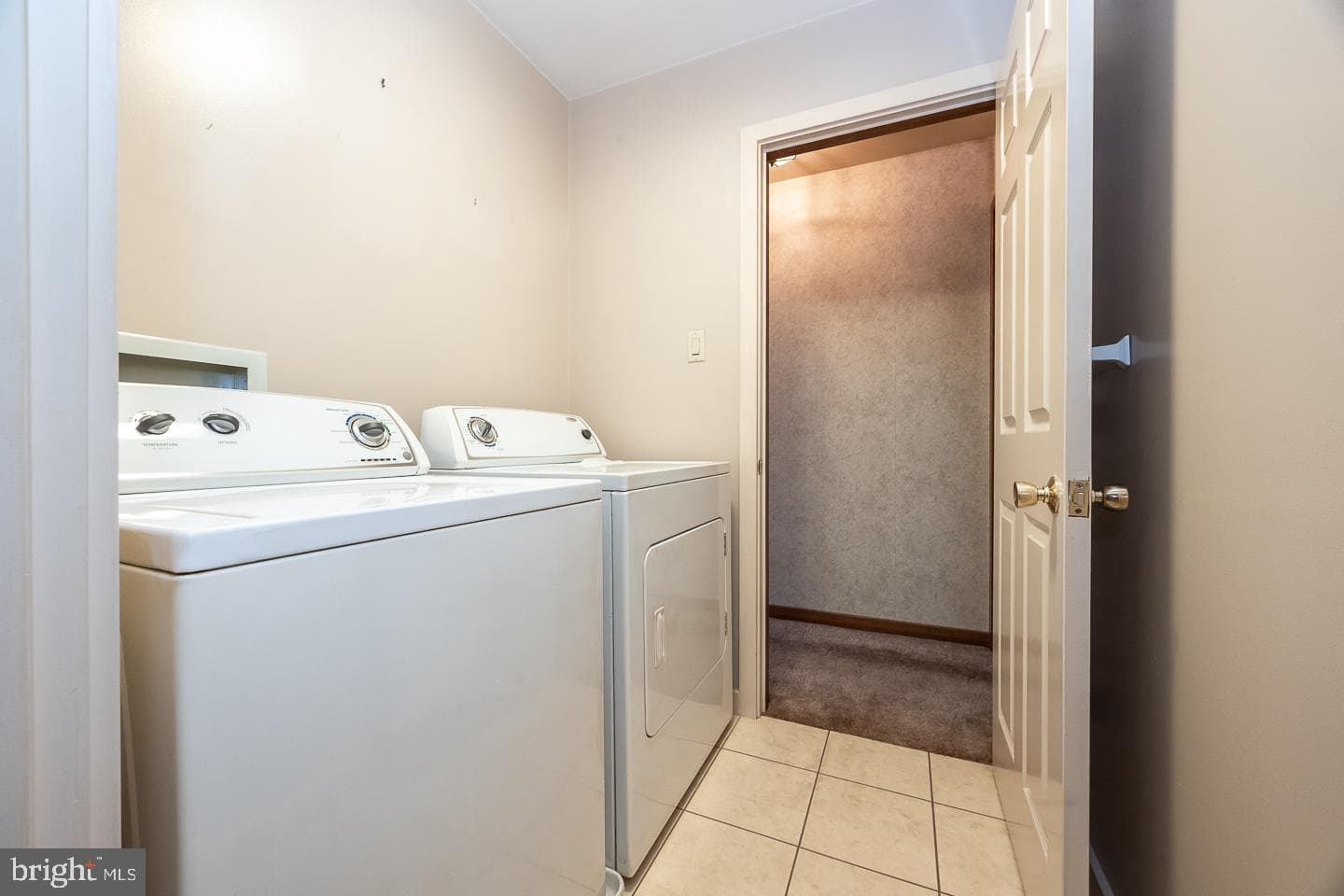841 Cadmus Road photo 38