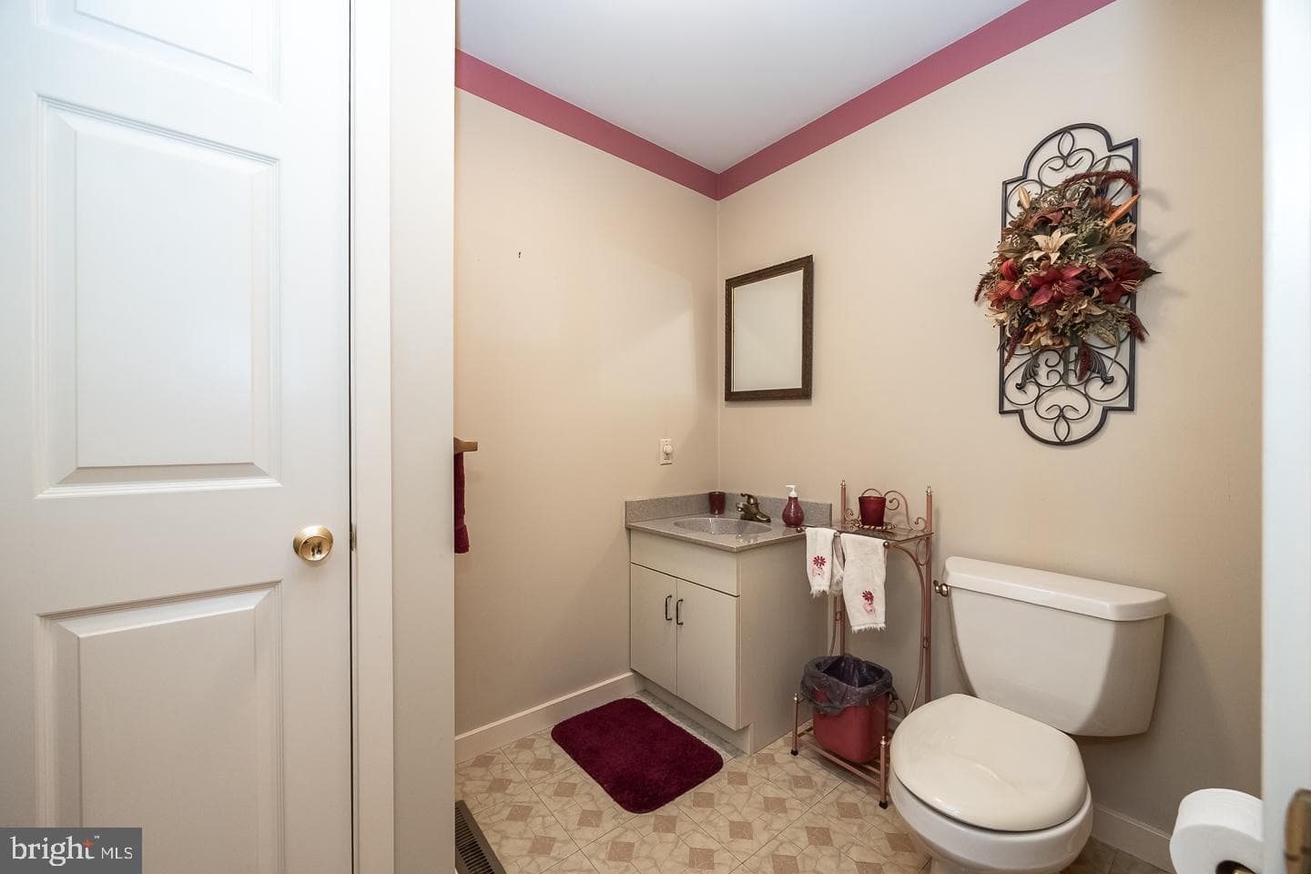 841 Cadmus Road photo 39