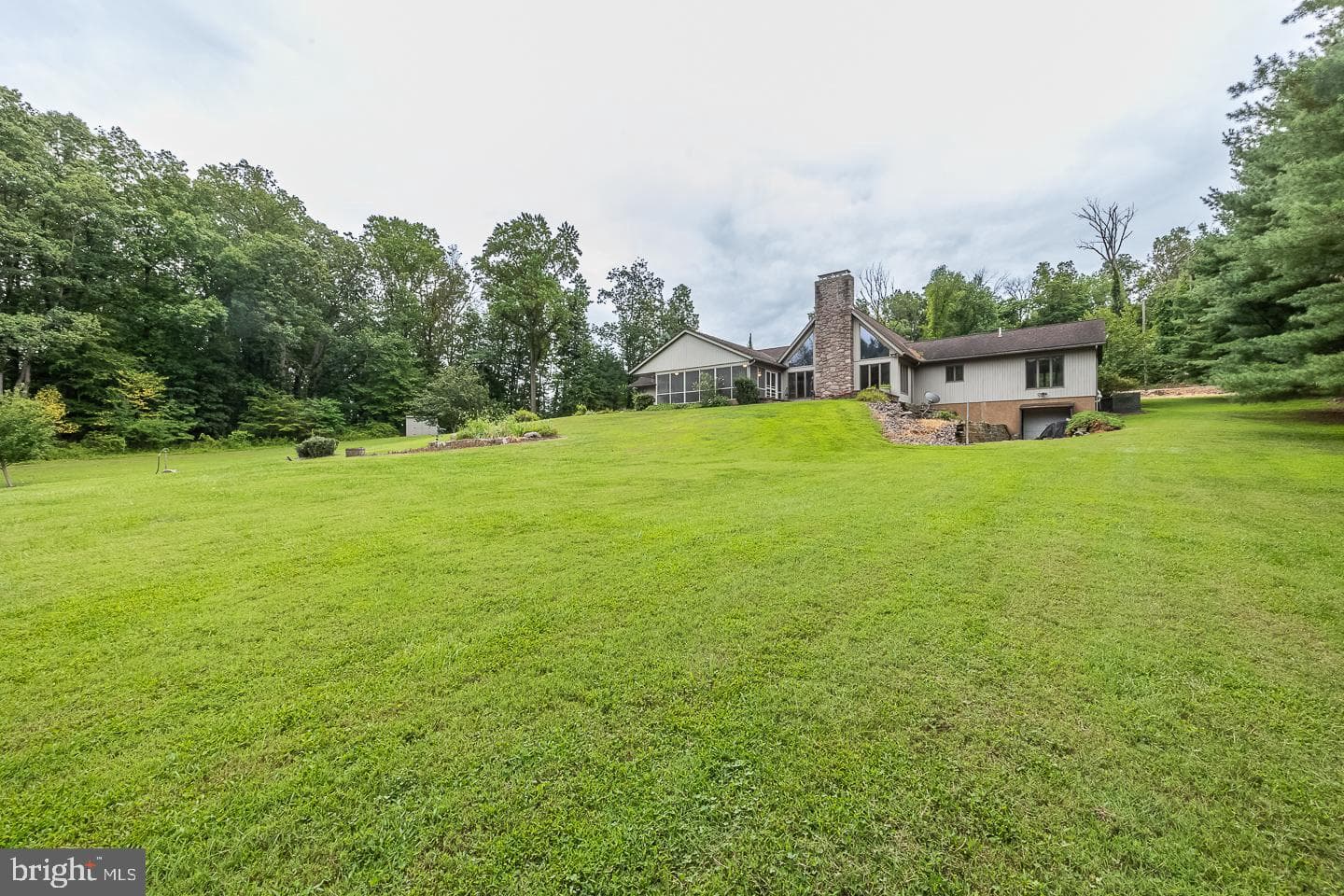 841 Cadmus Road photo 56