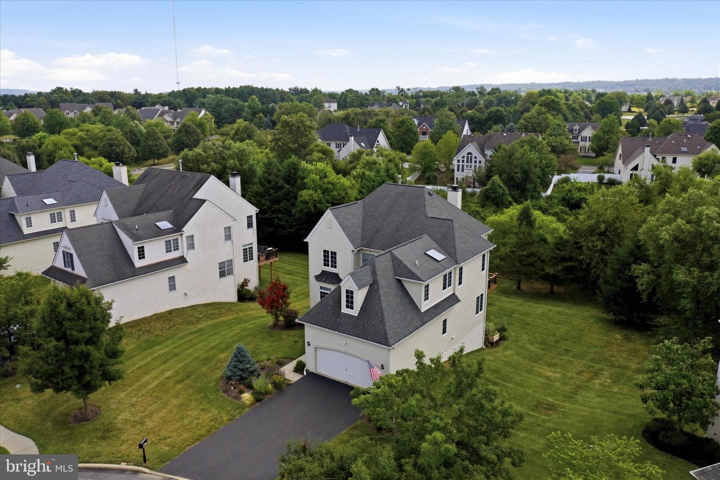 9 Regency Court photo 2