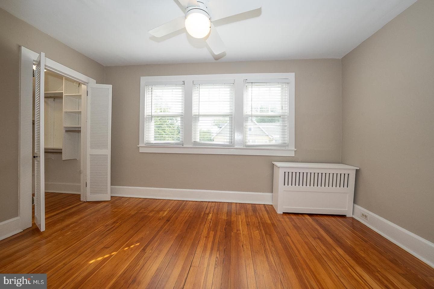 470 E King Street photo 14