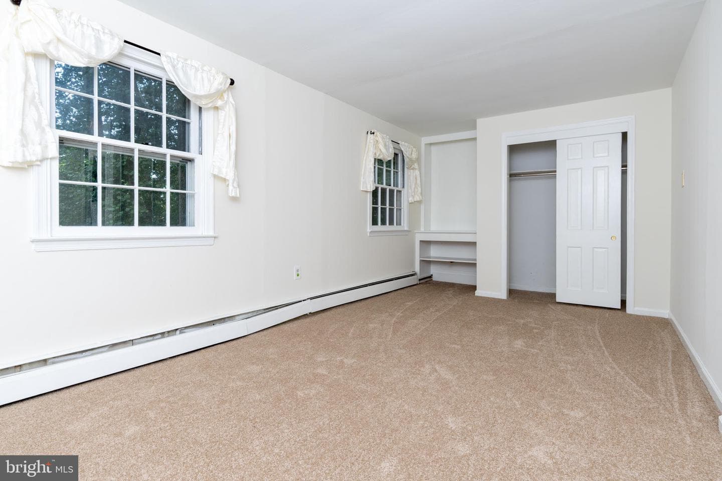 925 Tyson Dr photo 33