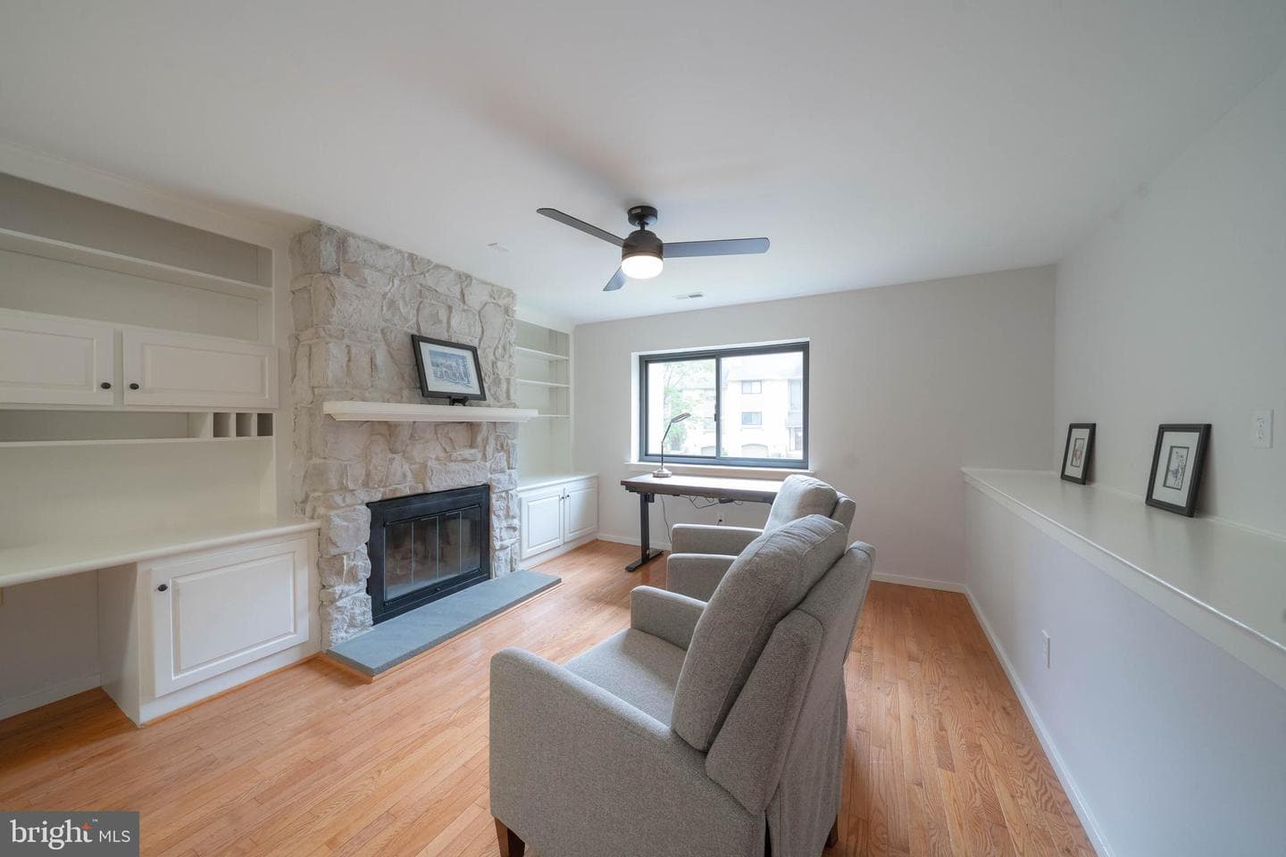 392 Lynetree Drive photo 17