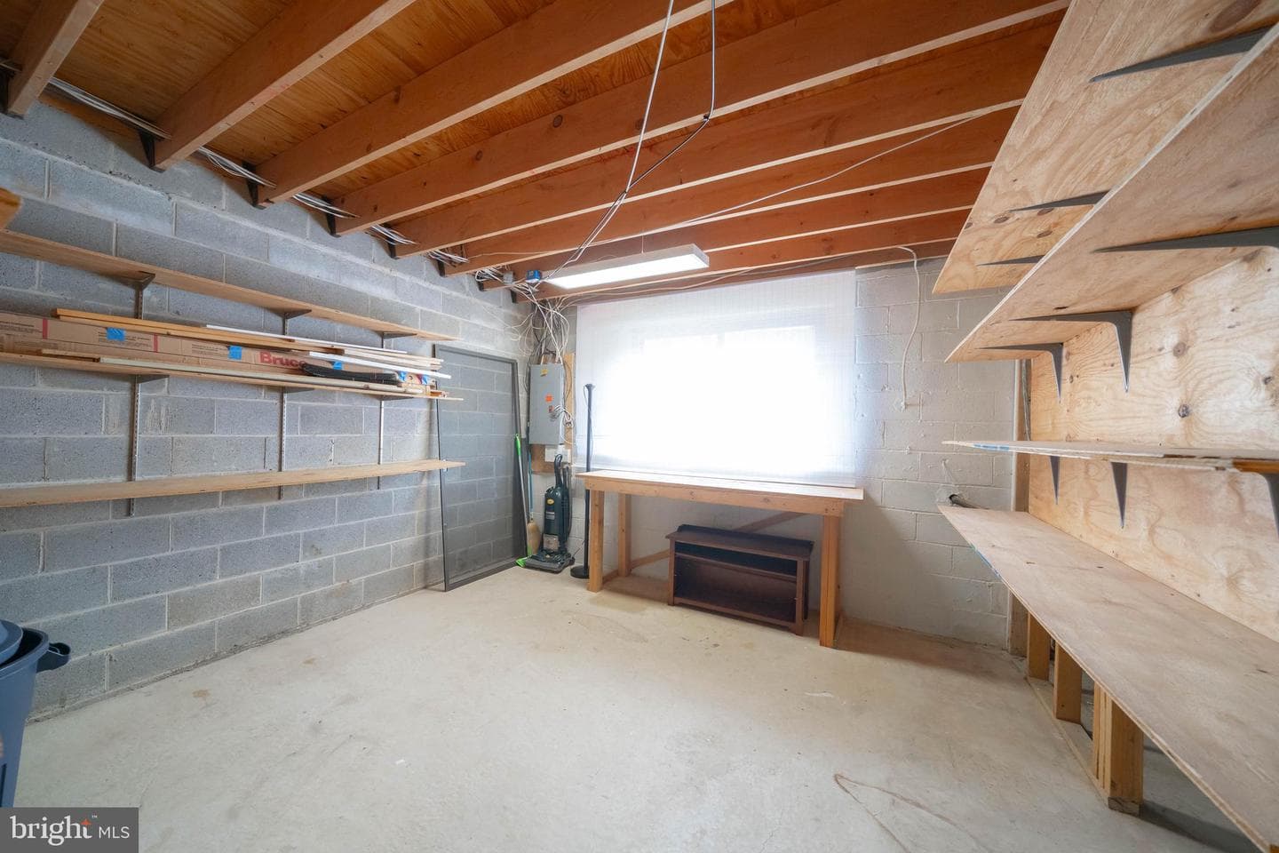 392 Lynetree Drive photo 35