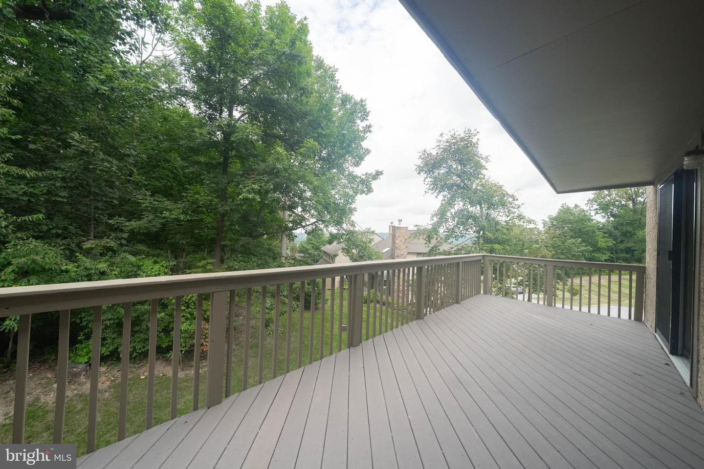 392 Lynetree Drive photo 37