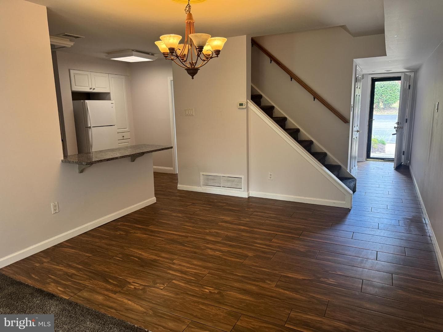1605 Worthington Drive photo 3