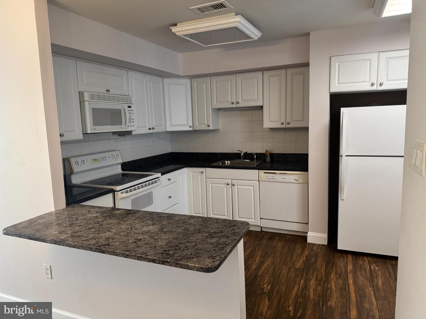 1605 Worthington Drive photo 4
