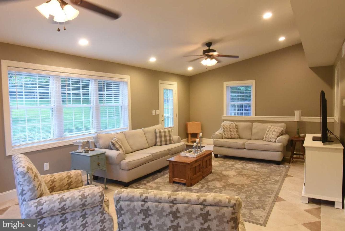 1215 Brinton Circle photo 8