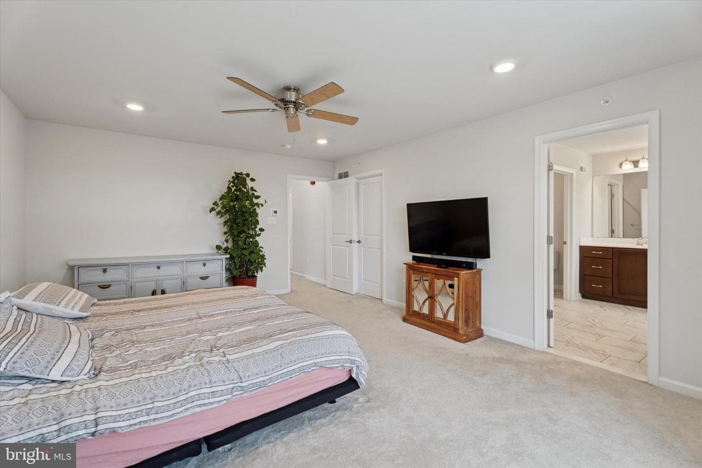 498 Major John Way photo 27