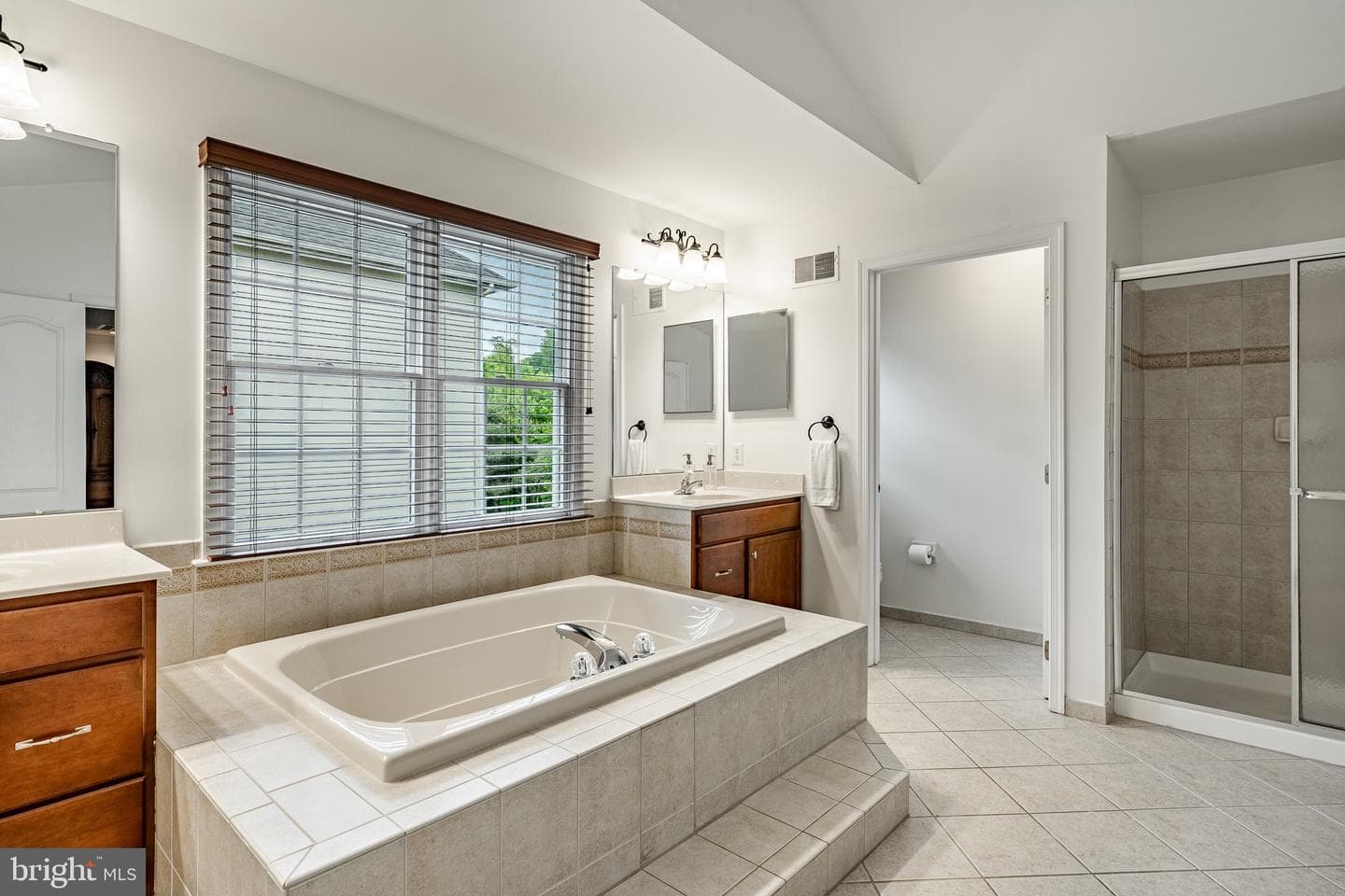 1029 Barclay Road photo 29