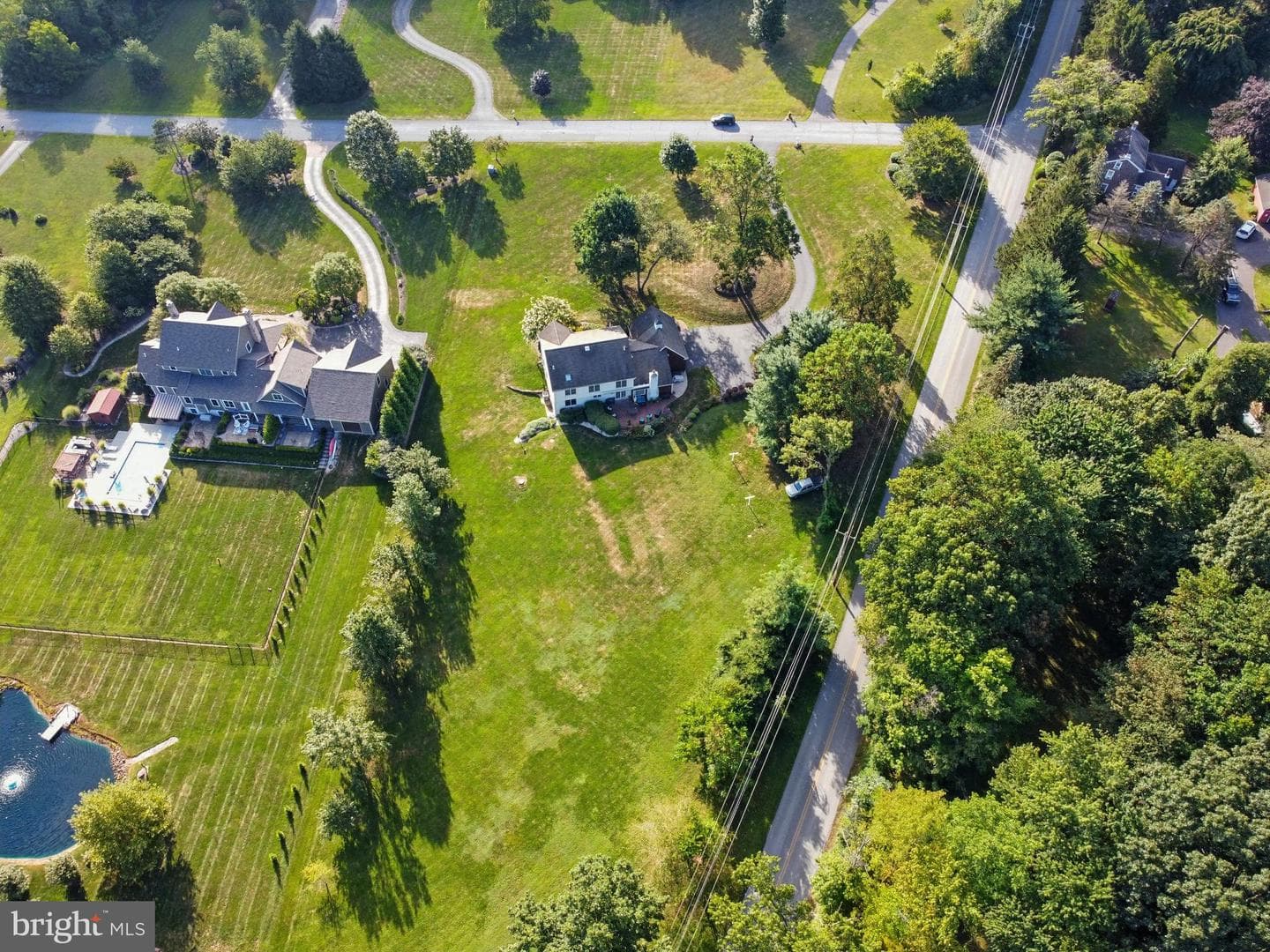 10 Hershey Drive photo 31