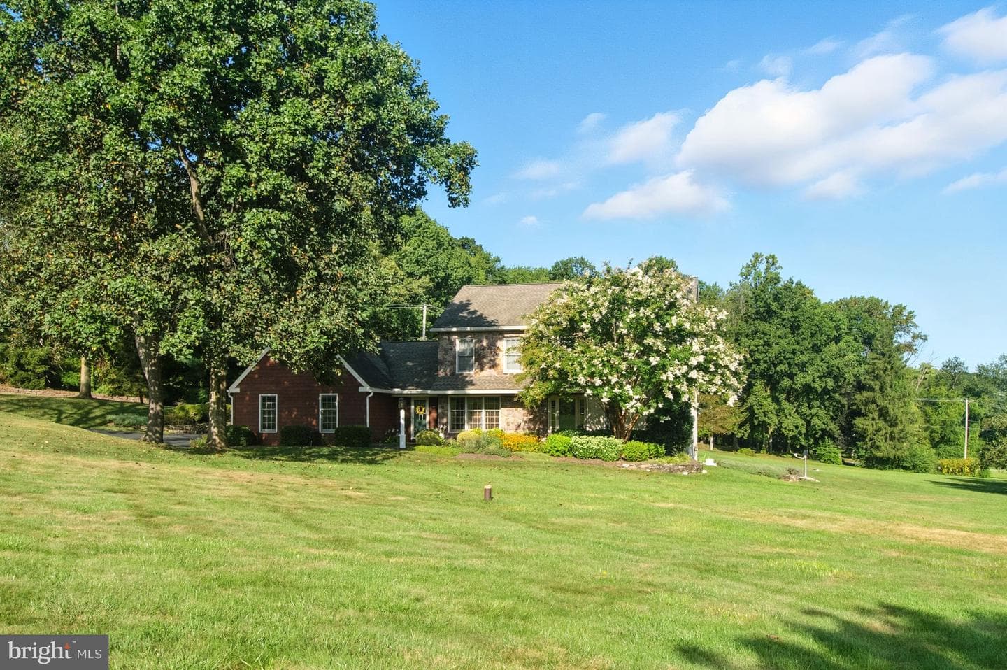 10 Hershey Drive photo 33
