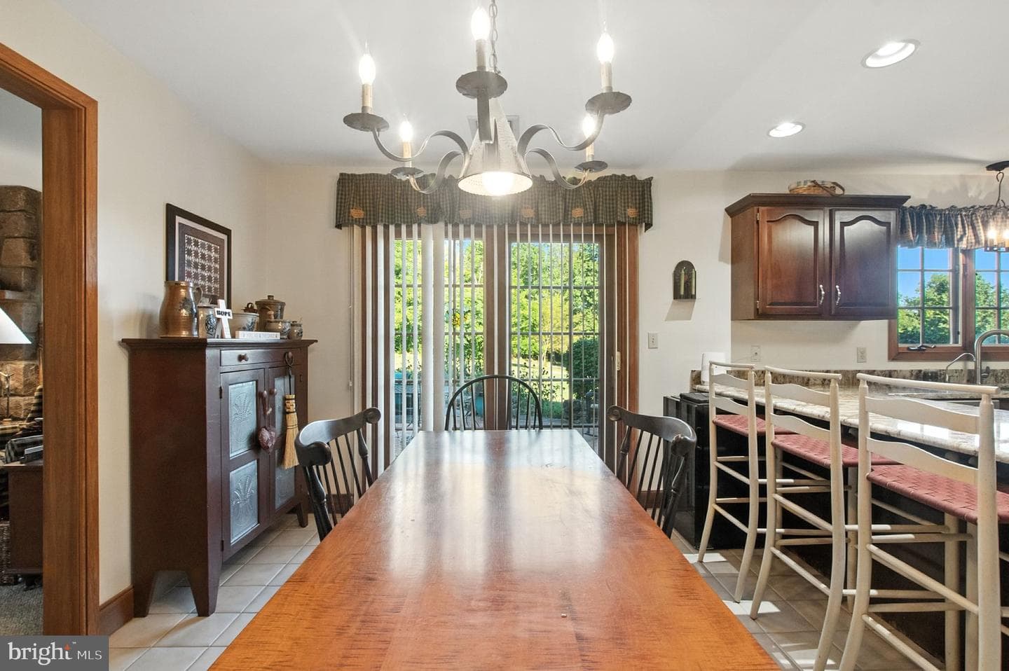 10 Hershey Drive photo 9