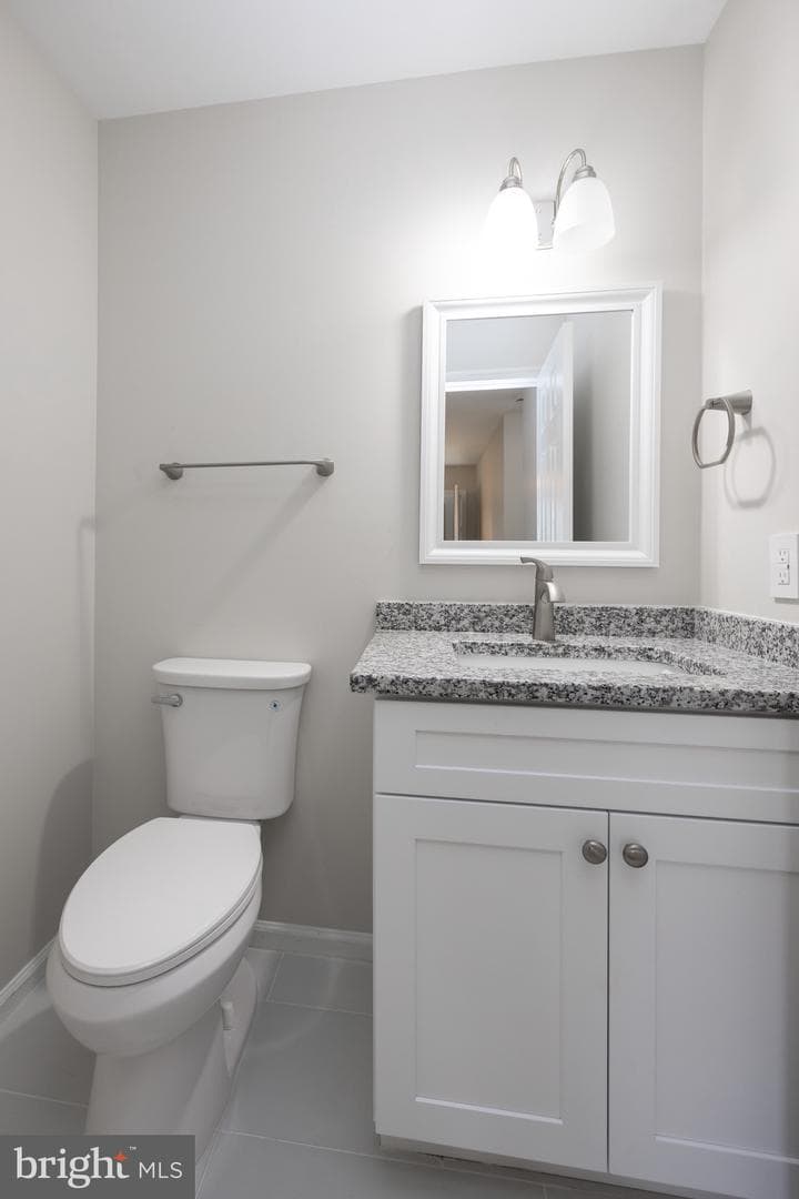 105 S Village Avenue photo 15