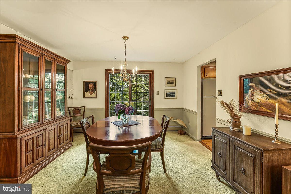 34 Stirling Way photo 12