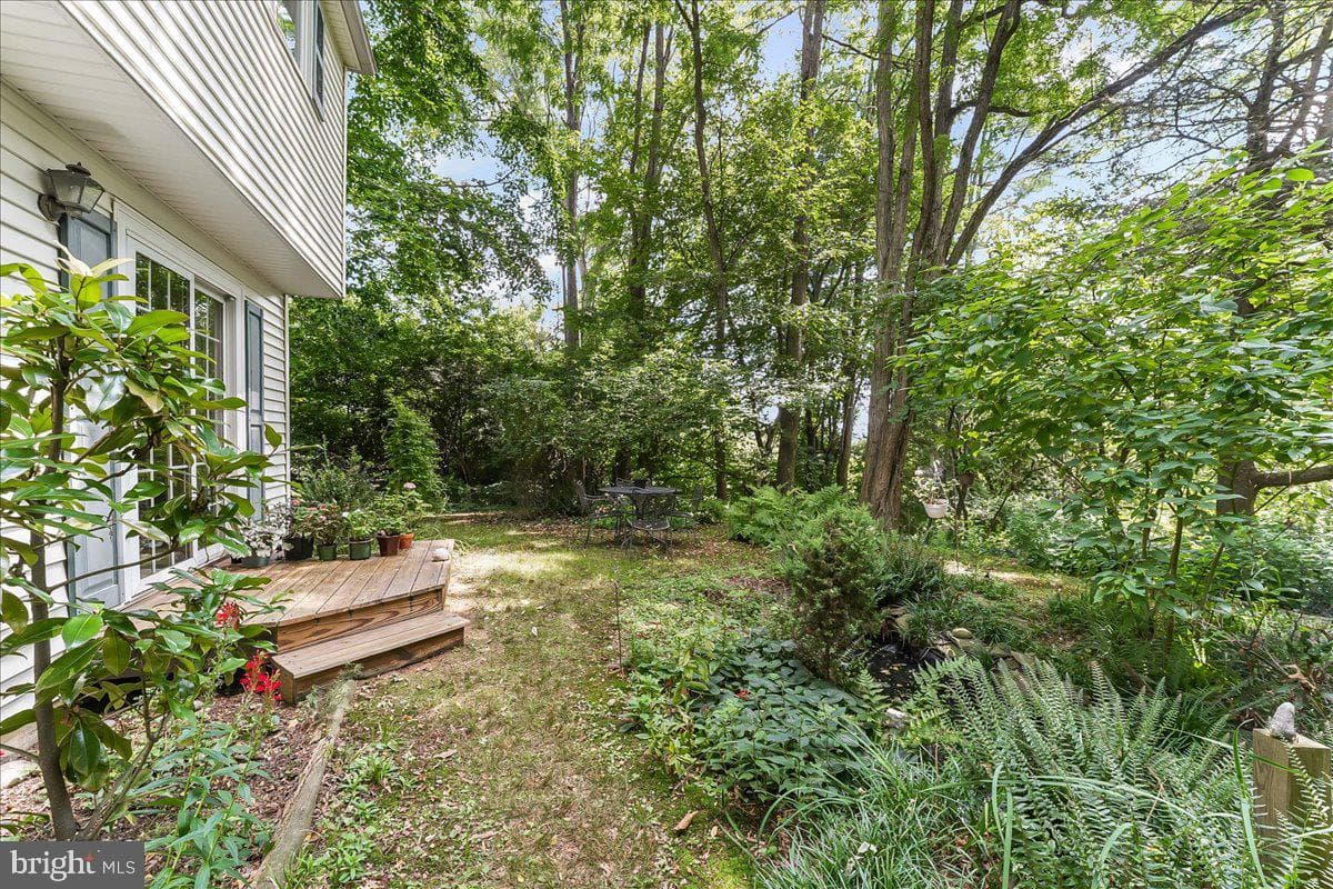 34 Stirling Way photo 39