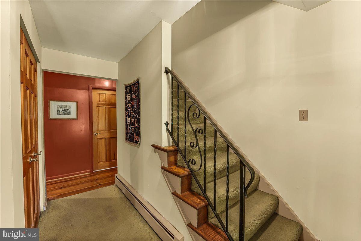34 Stirling Way photo 7