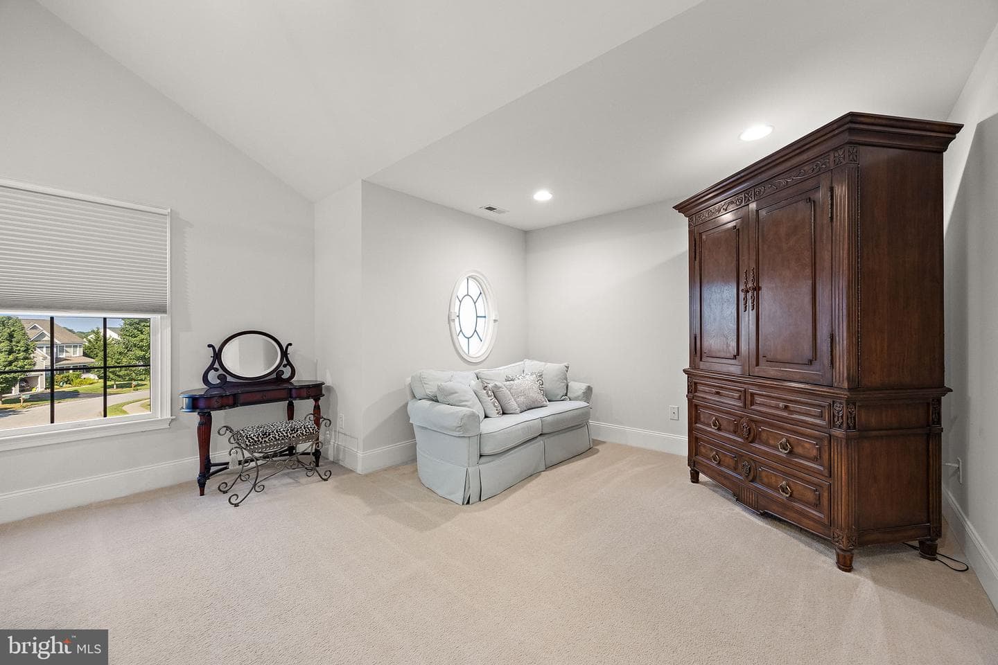 523 Radek Court photo 37