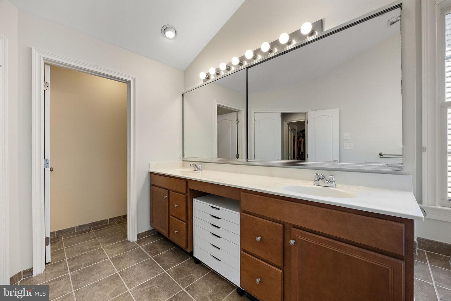 523 Radek Court photo 39