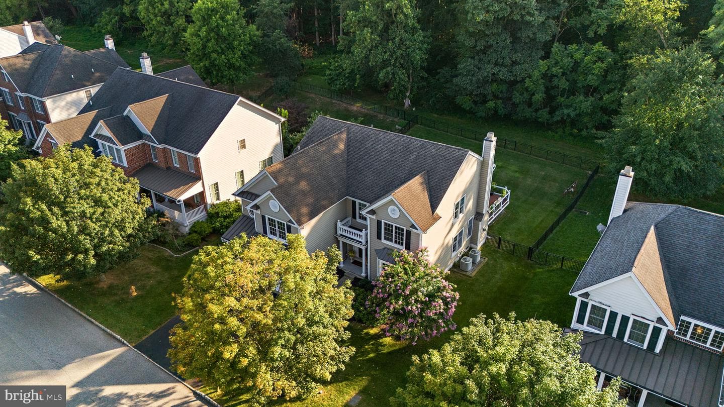 523 Radek Court photo 6