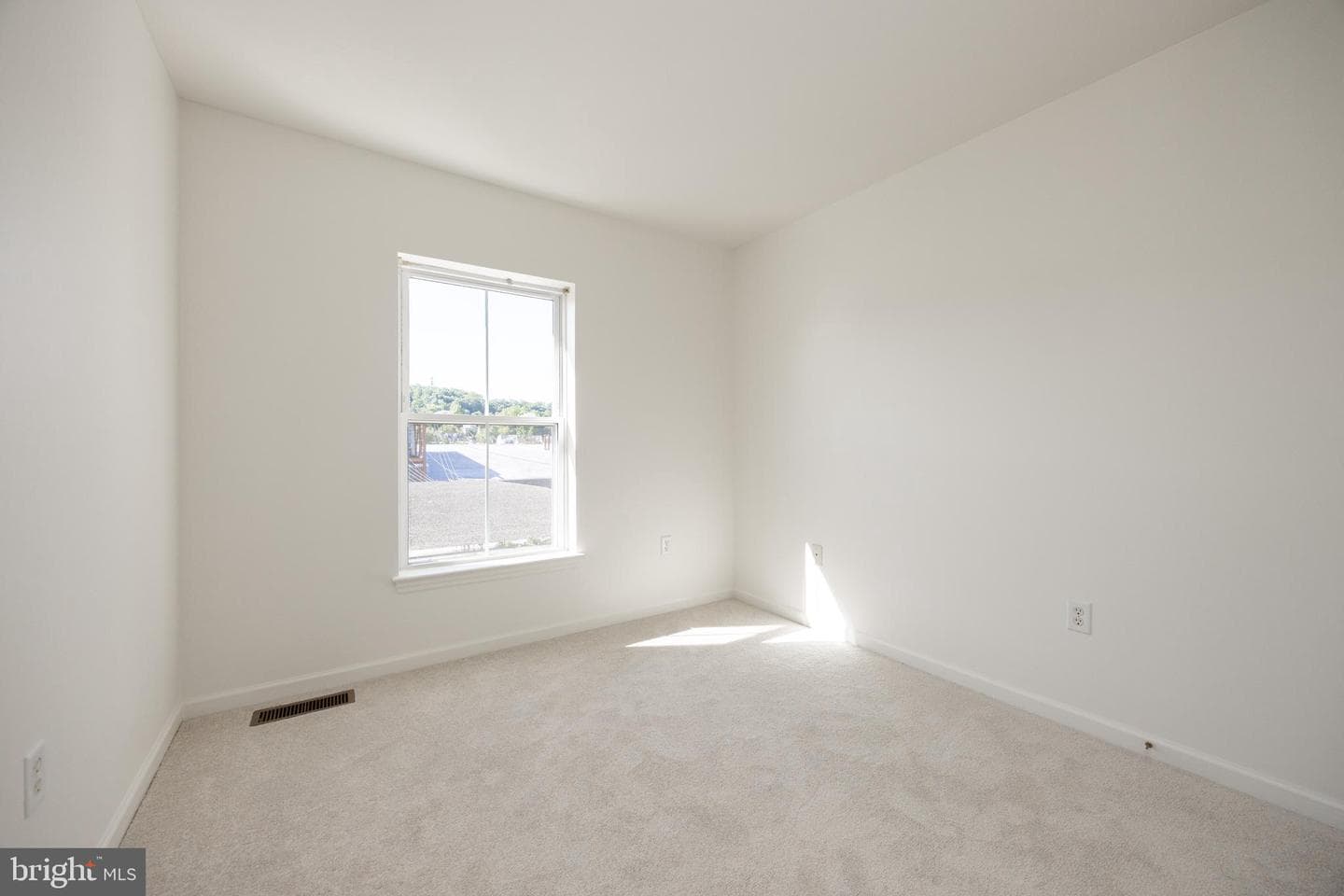 1060 Merchant Street photo 21