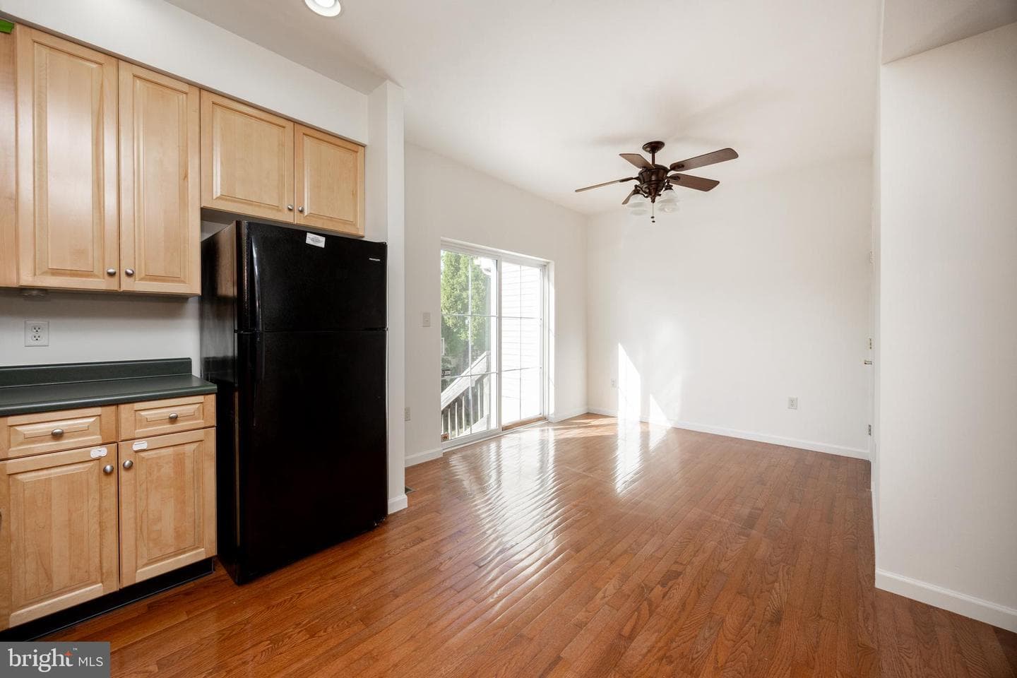 1060 Merchant Street photo 9