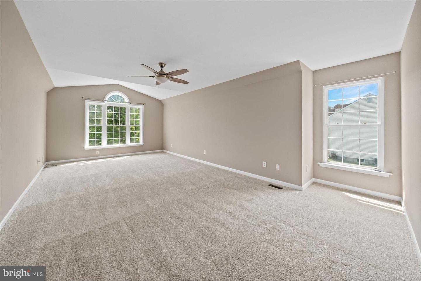 424 Buttonwood Lane photo 22