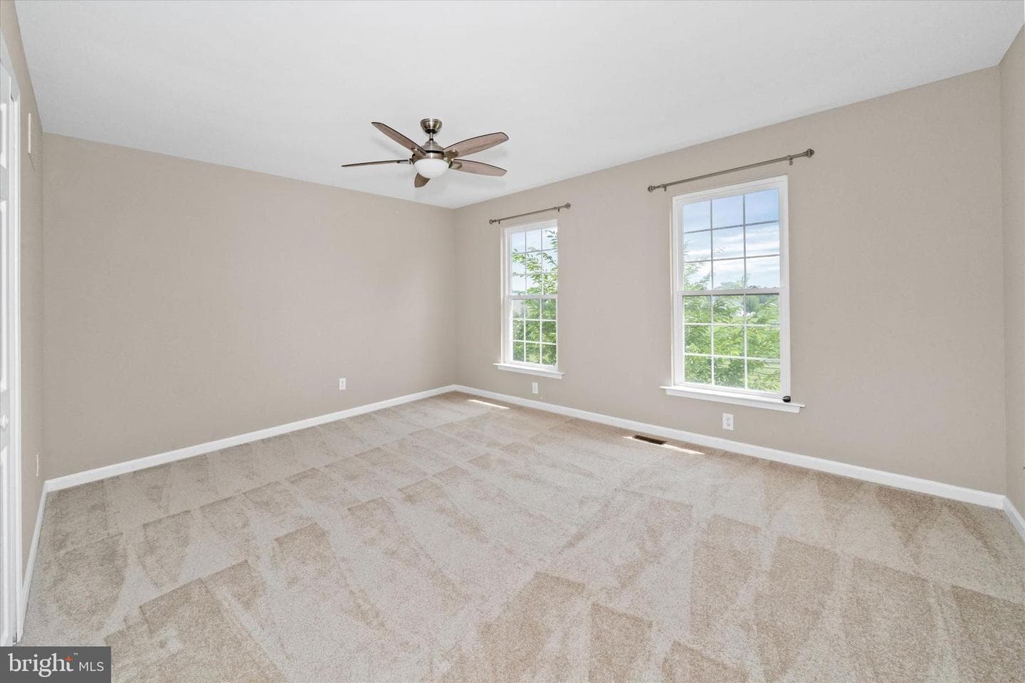 424 Buttonwood Lane photo 29