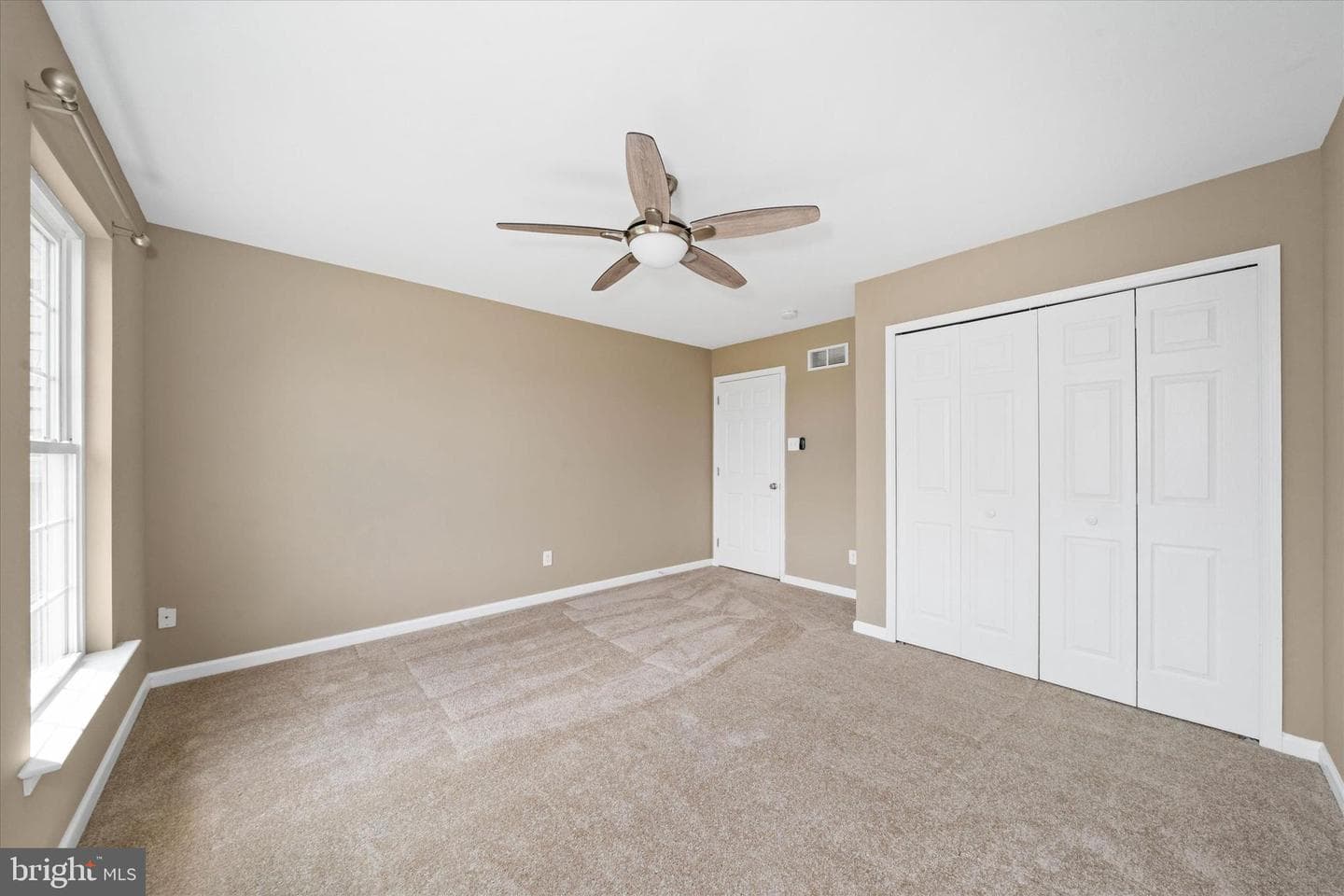 424 Buttonwood Lane photo 36