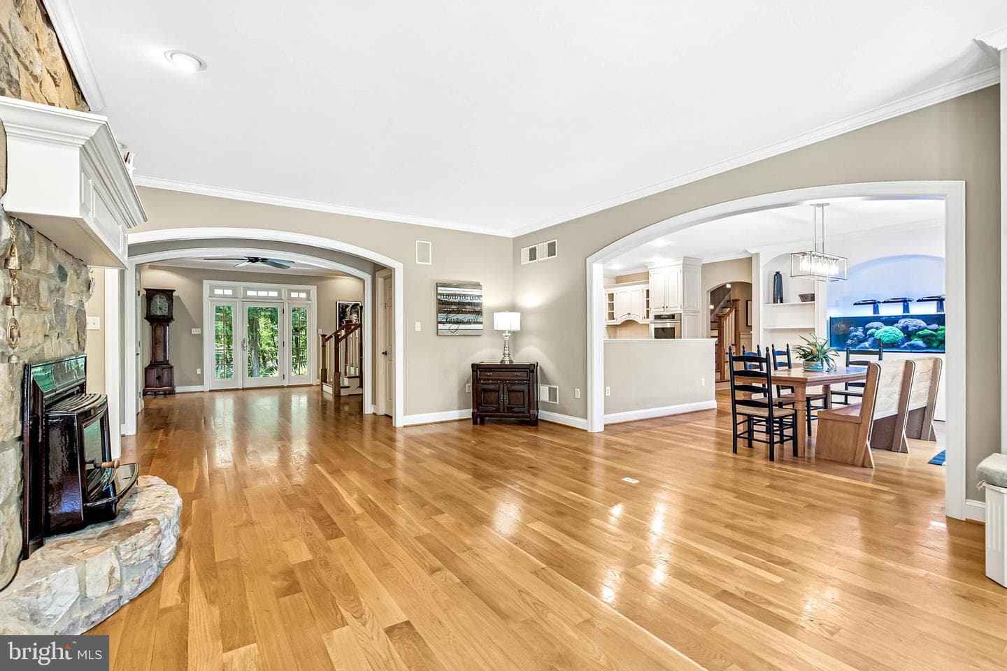 930 Saginaw Road photo 3