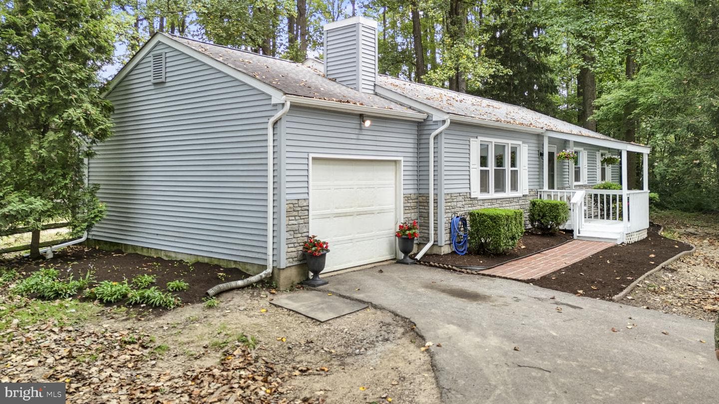 125 Westmoreland Drive photo 2