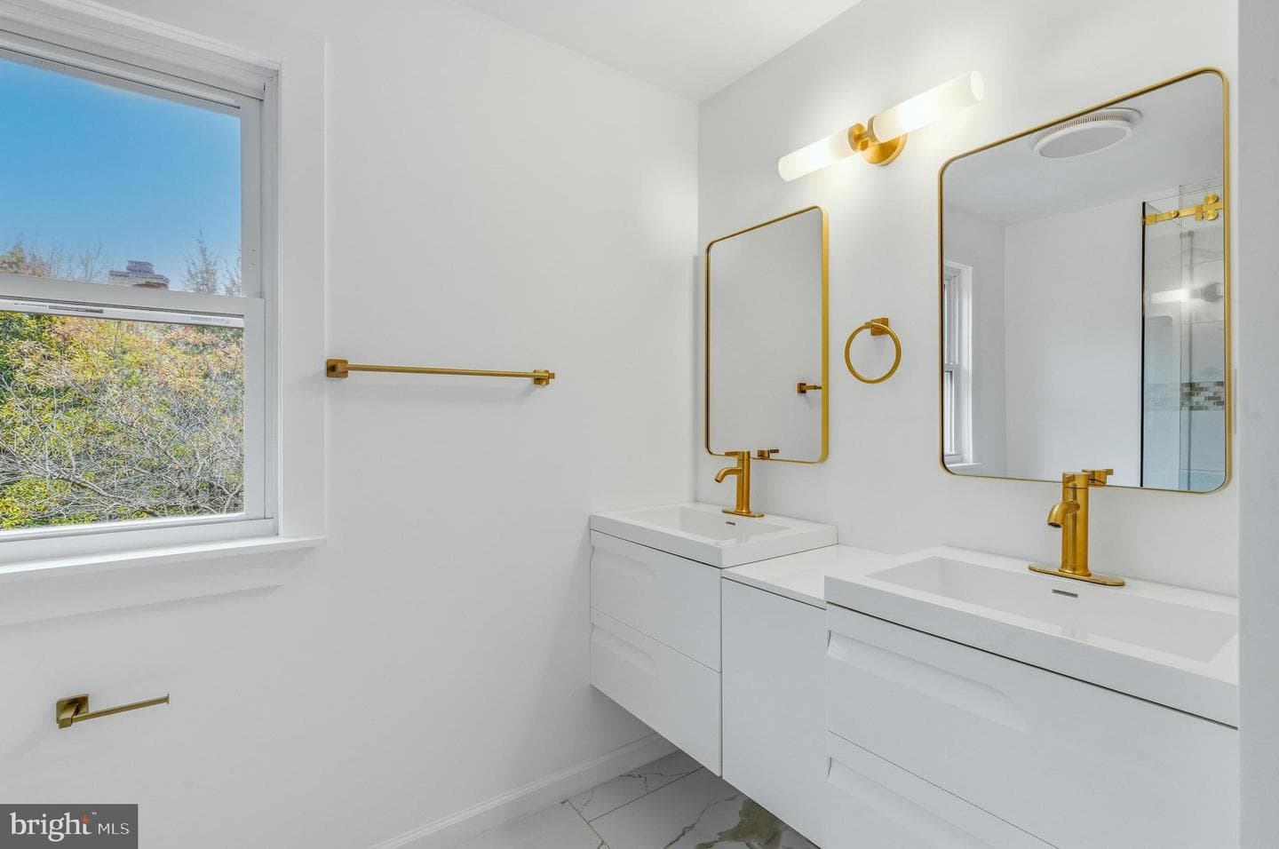 201 Church Road photo 15