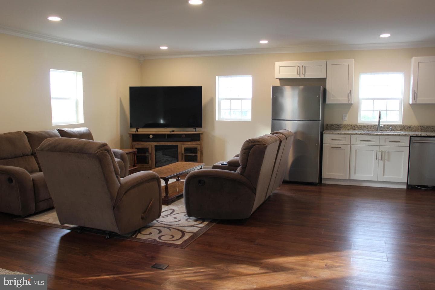 294 Starr photo 49