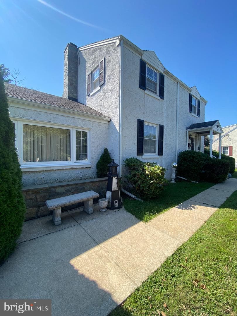 1520 Walnut Street photo 4