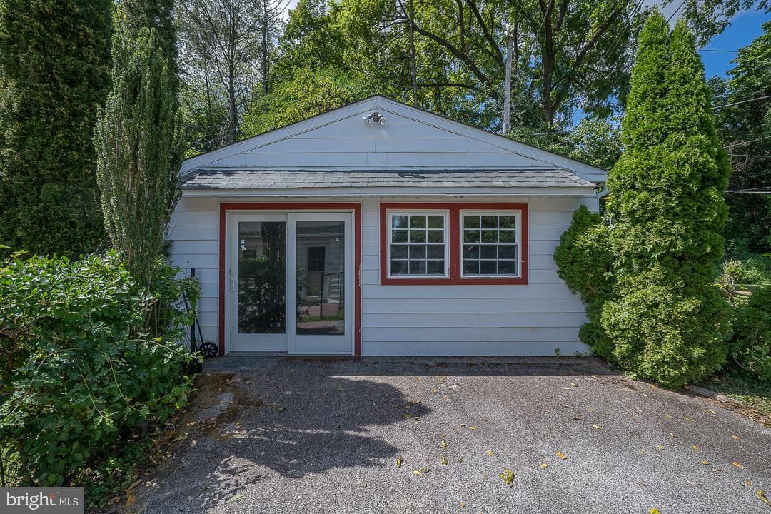 12 Beryl Road photo 28