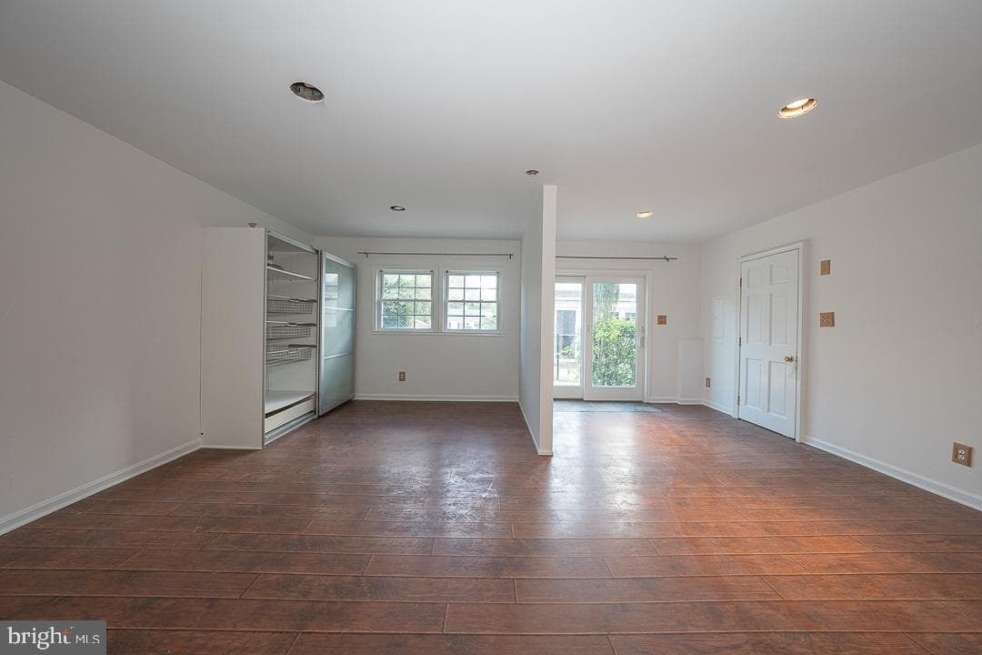 12 Beryl Road photo 32