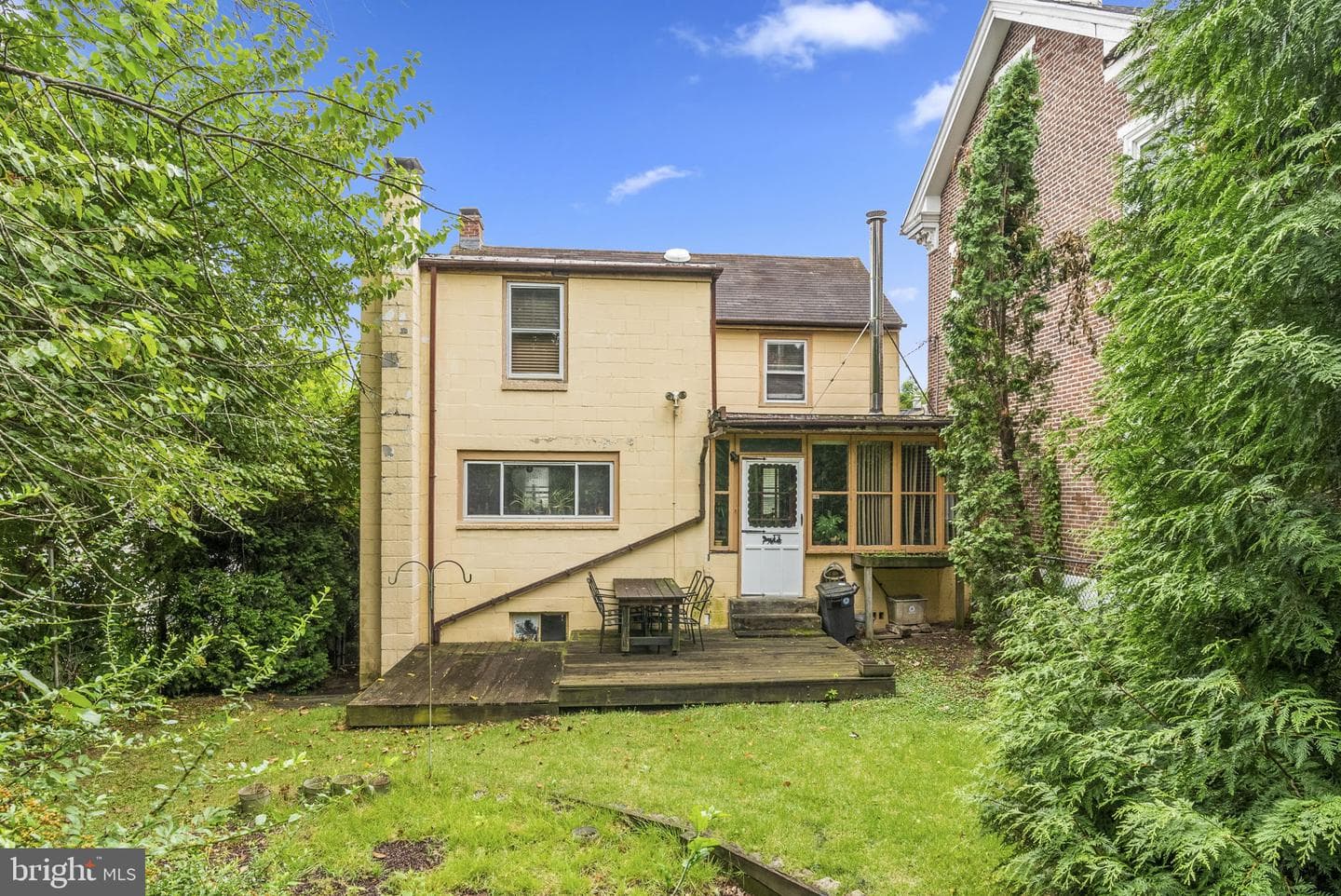 149 Hall Street photo 34