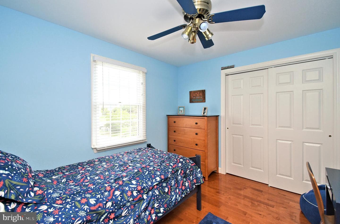 910 Winding River Lane photo 18