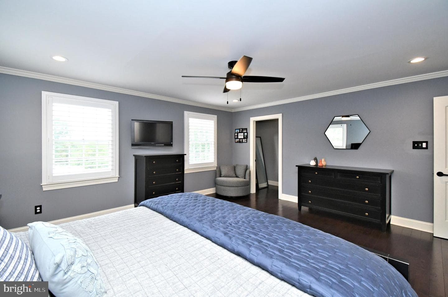 910 Winding River Lane photo 20