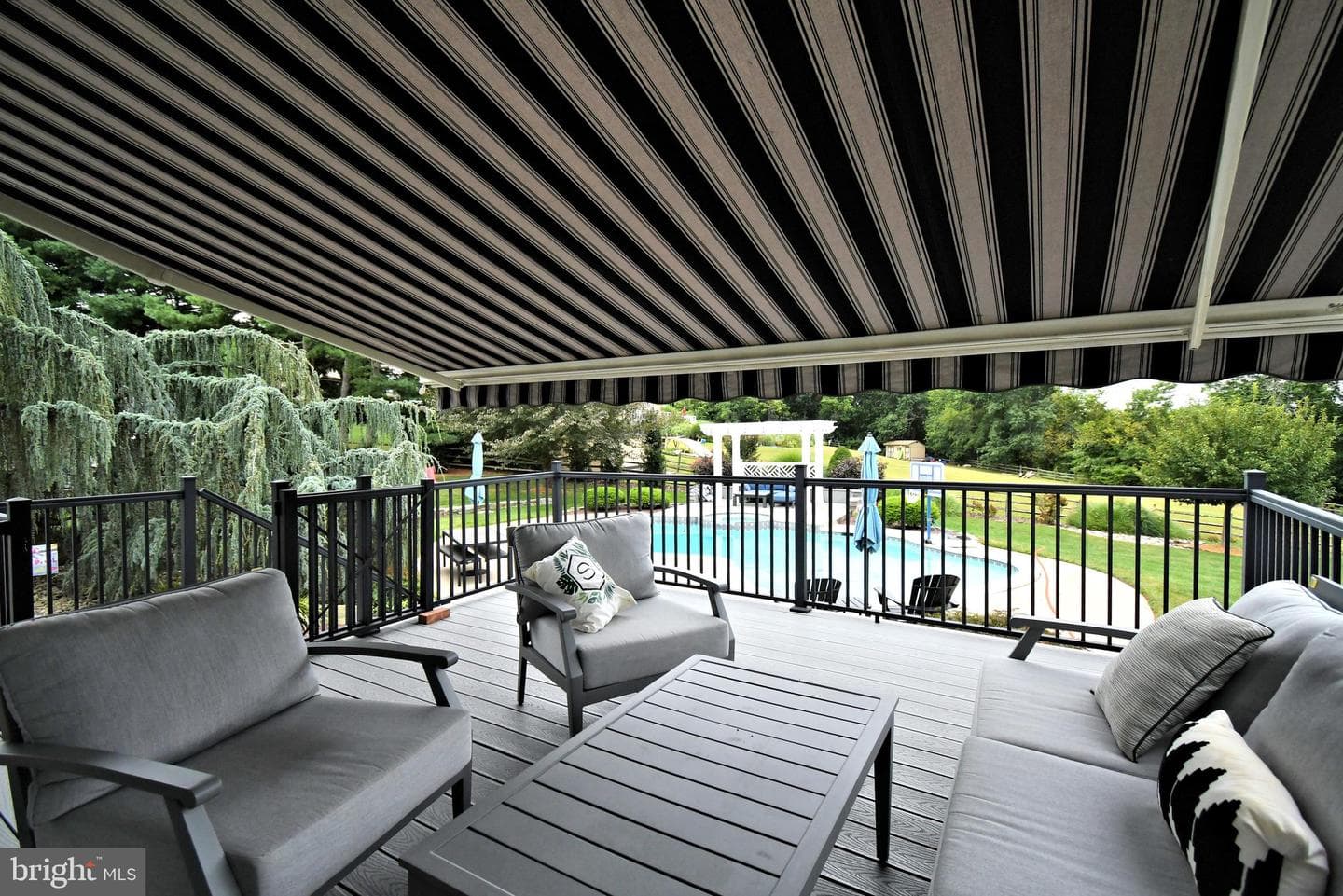 910 Winding River Lane photo 30