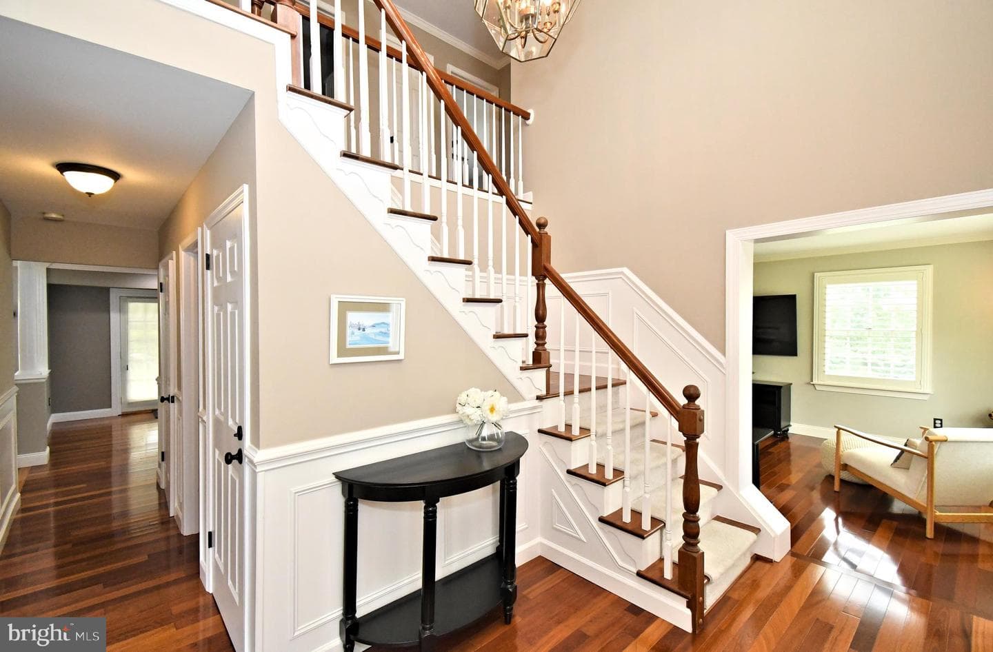910 Winding River Lane photo 4