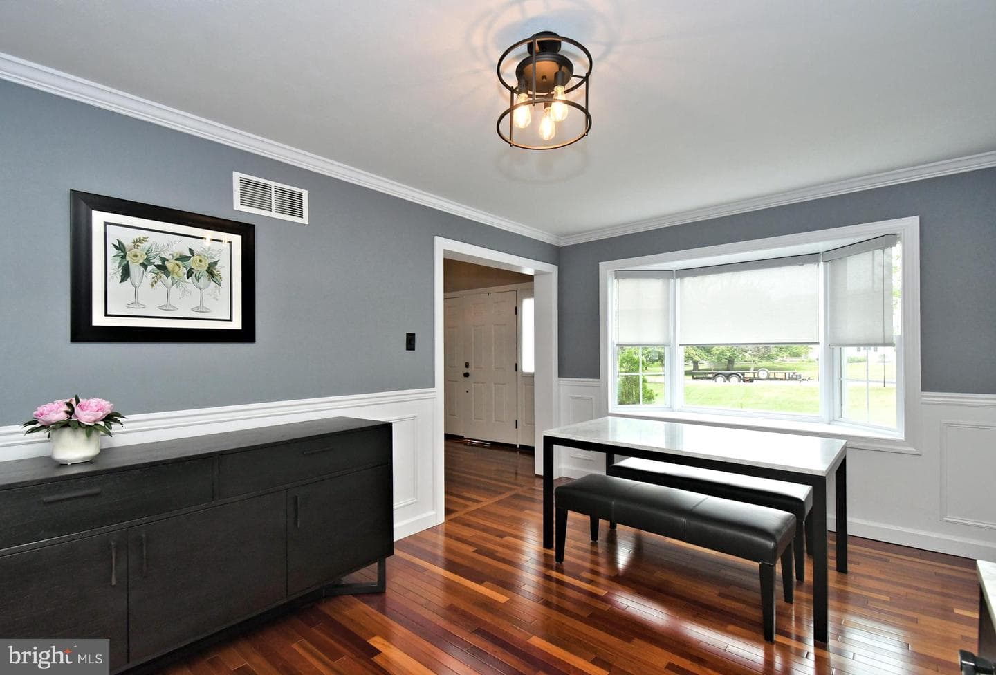 910 Winding River Lane photo 8