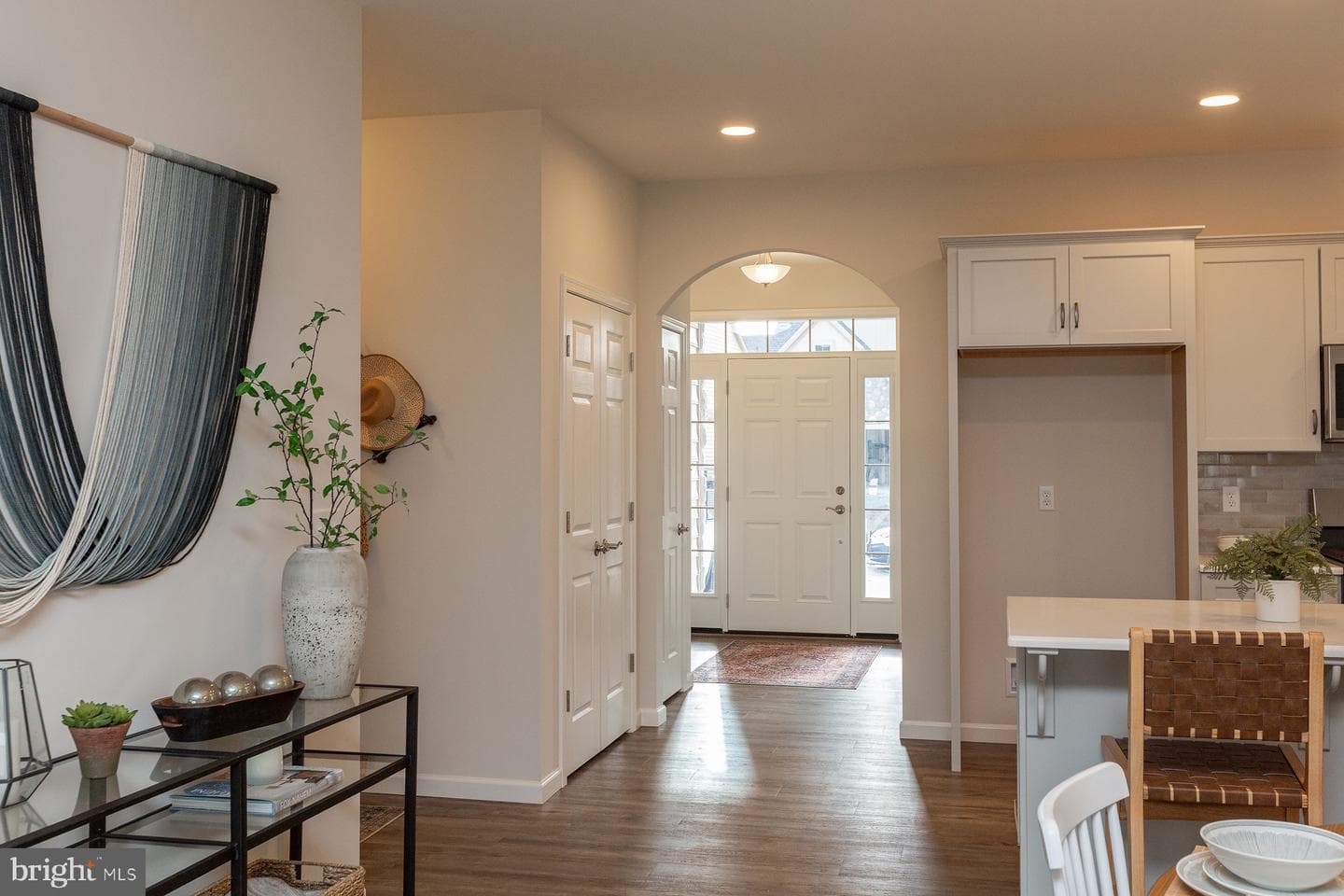 606 Greenbriar Path photo 14